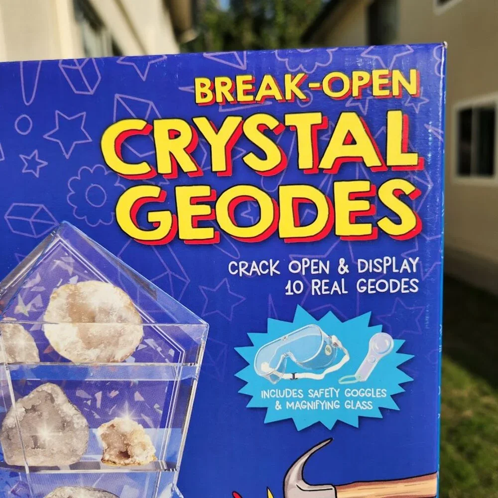 WOW in the World Crystal 10 Geodes STEM Science Kit Set Rocks Bundle Geology Gem